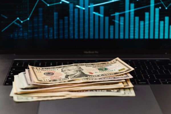 US Dollar impact on Indian stocks: Clear market insights